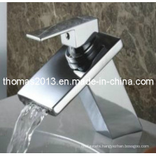 Fashion Design Bathroom Waterfall Basin Mixer Tap (Q3033)